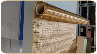 Technical fabric for thermal shielding in construction